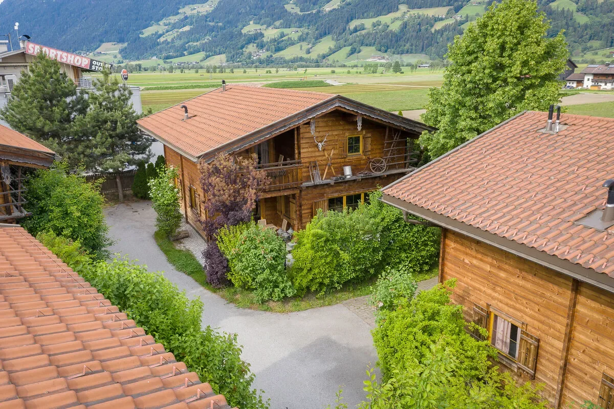 Chalets Almdorf Fügen — hoofdfoto