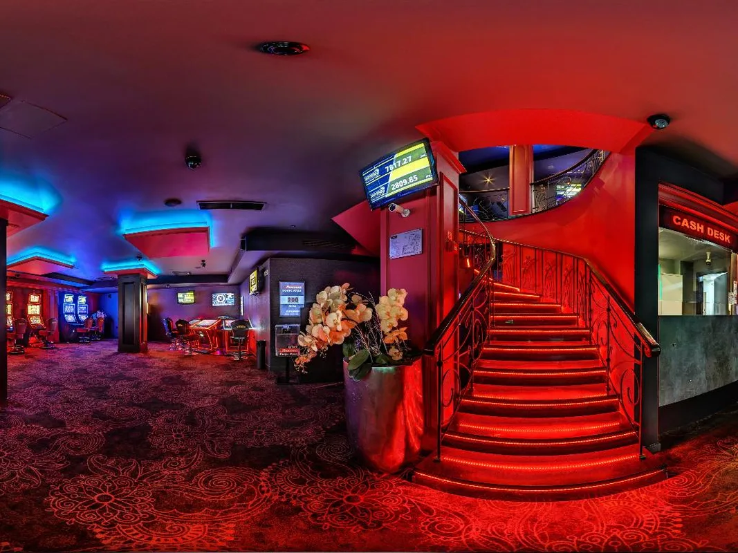 Casino & Hotel Efbet — hoofdfoto