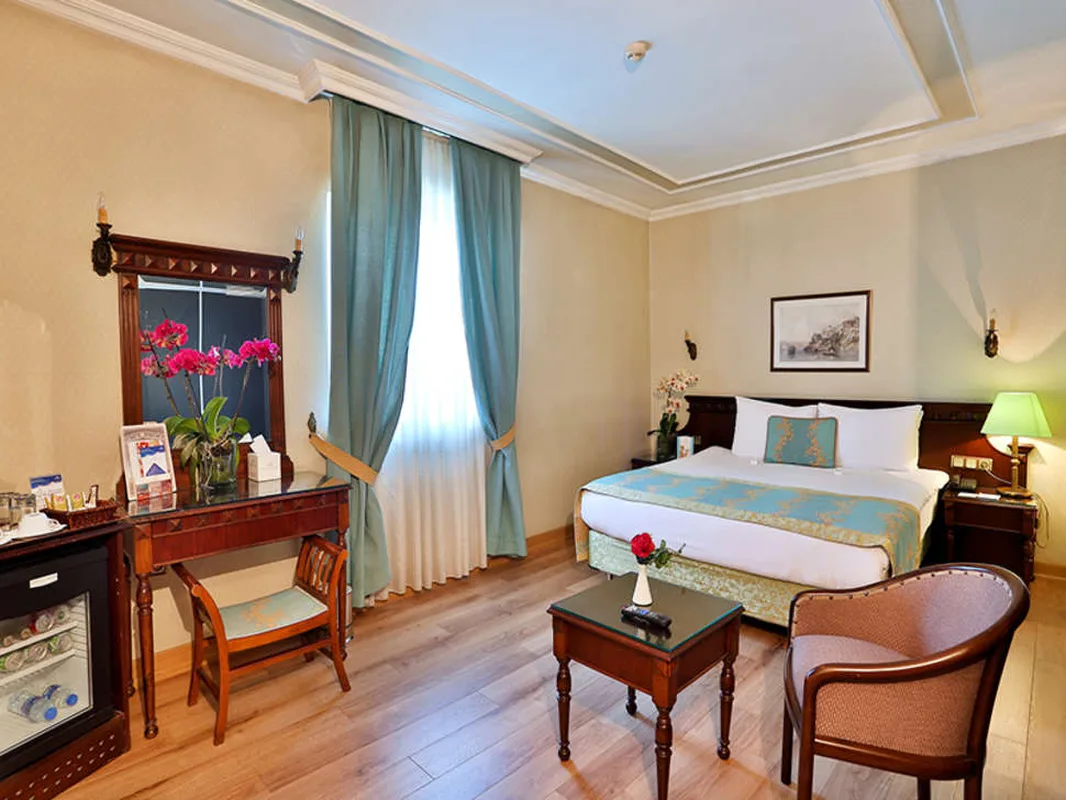Hotel Bulvar Palas — hoofdfoto