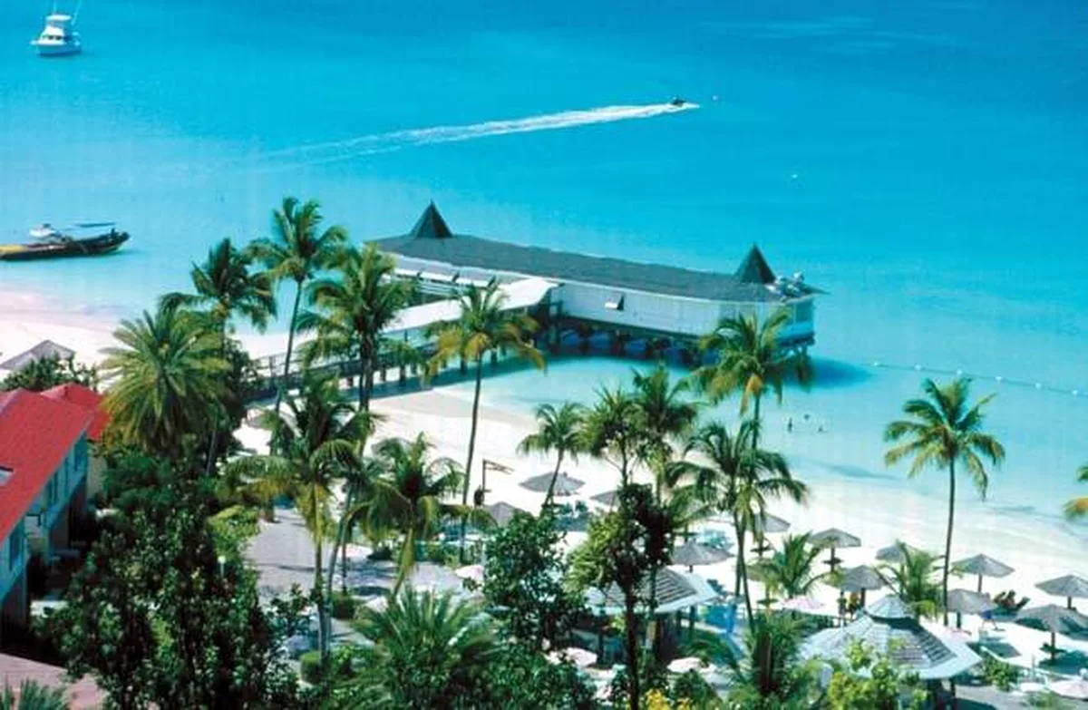 Royalton CHIC Antigua, An Autograph Collection All-Inclusive Resort - Adults Only — hoofdfoto