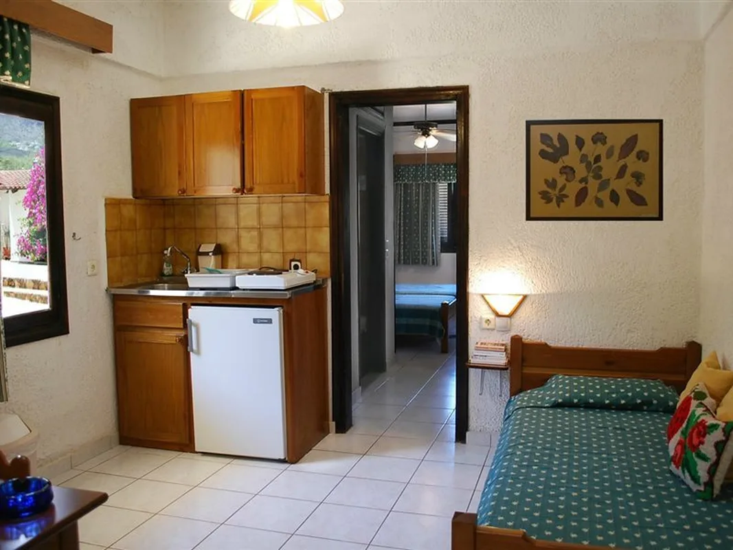 ILIOSTASI BEACH Apartments — hoofdfoto