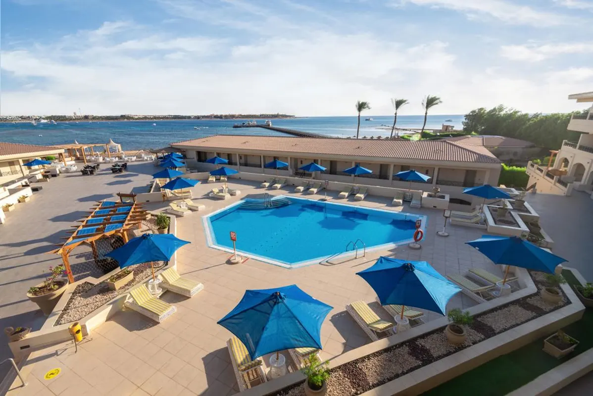 Cleopatra Luxury Beach — hoofdfoto