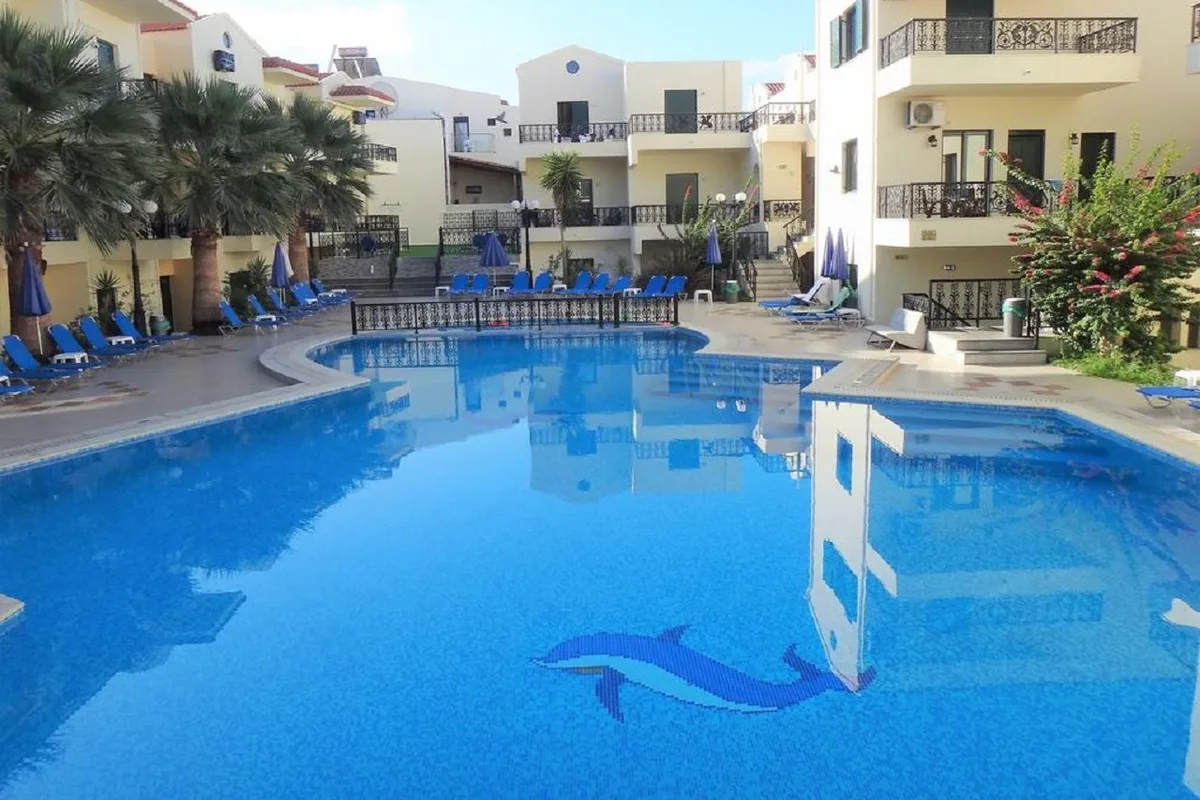 Diogenis Blue Palace Hotel — hoofdfoto