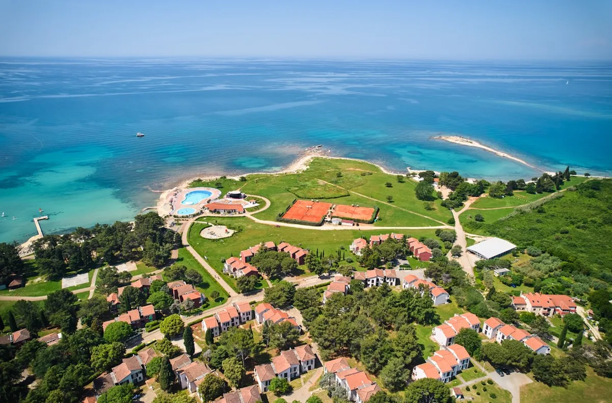 Vakantiepark Katoro Plava Laguna — hoofdfoto