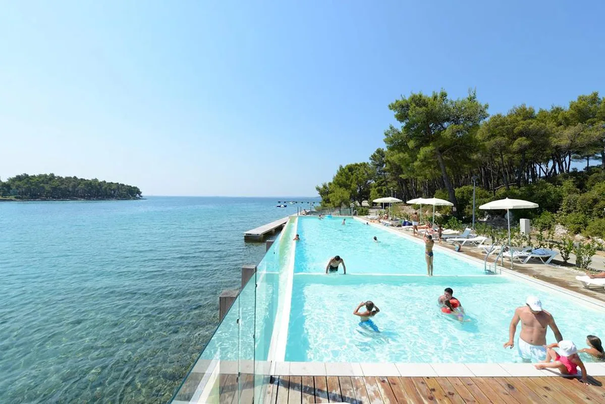 Crvena Luka Resort — hoofdfoto