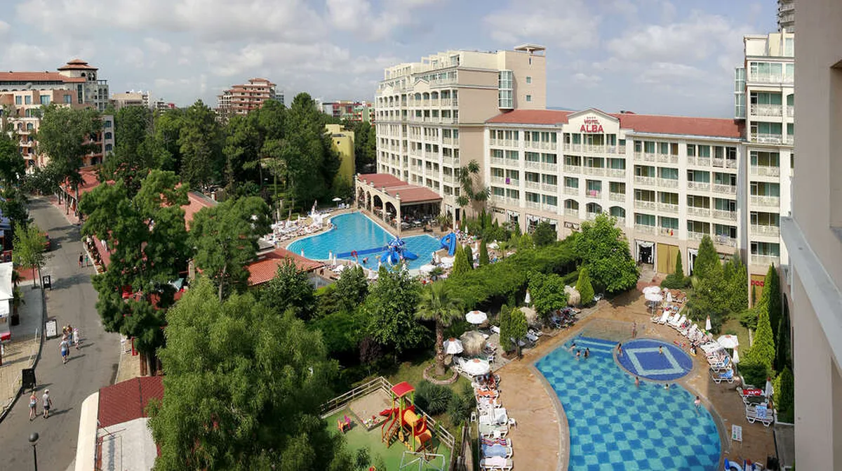 Alba Hotel — hoofdfoto