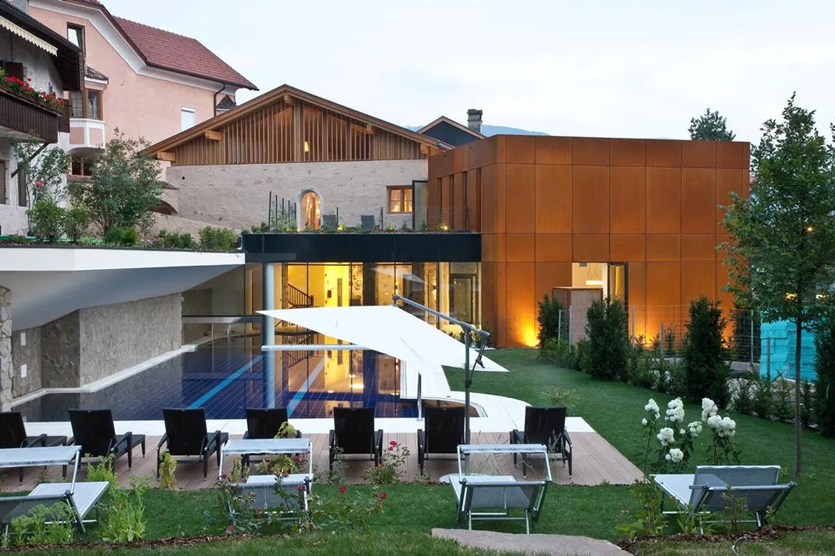 Grüner Baum — hoofdfoto