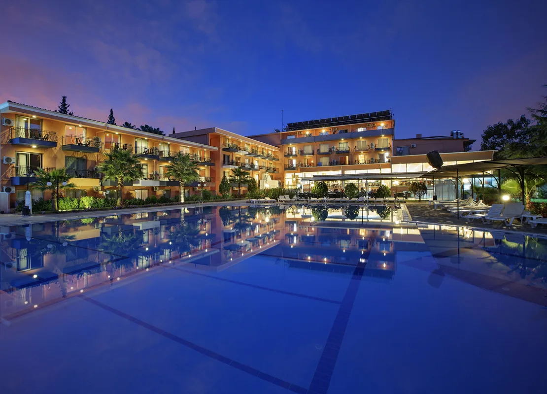 Alder Garden Resort — hoofdfoto