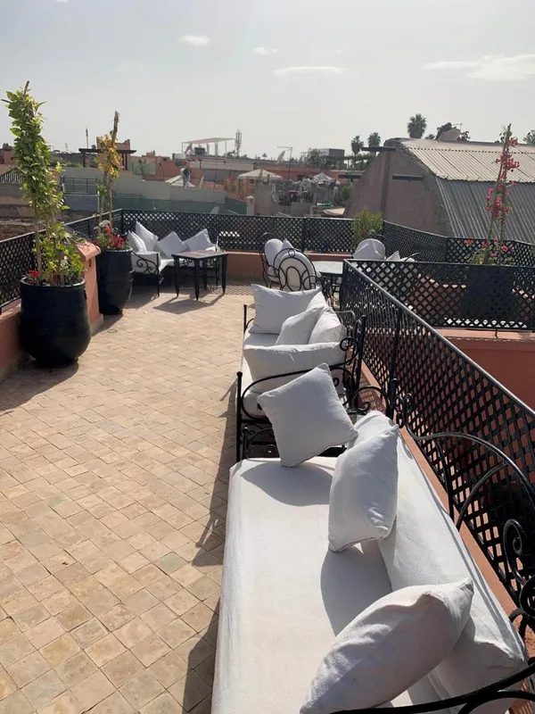 Riad Abaka — hoofdfoto