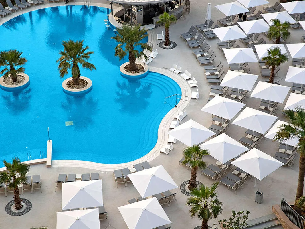Jumeirah Beach Hotel — hoofdfoto