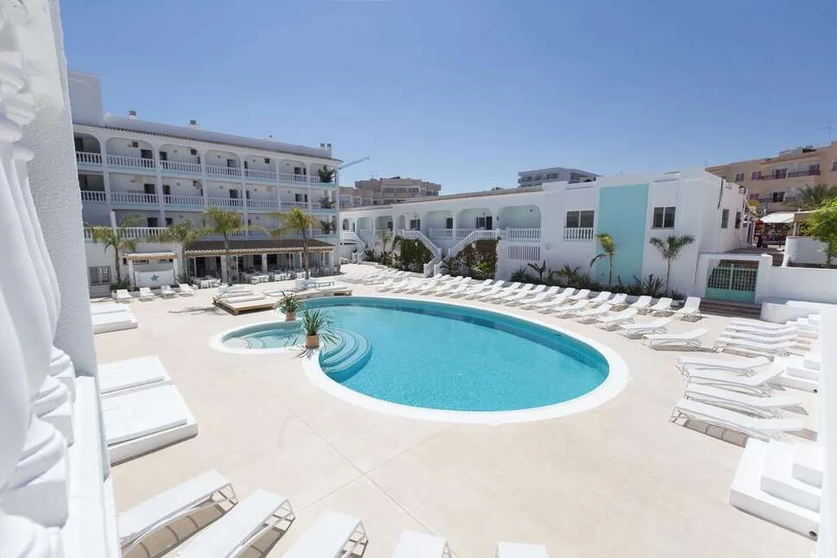 Endlss Beach & Disco Hotel Ibiza — hoofdfoto