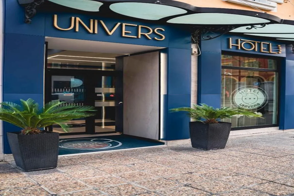 Hotel Univers — hoofdfoto