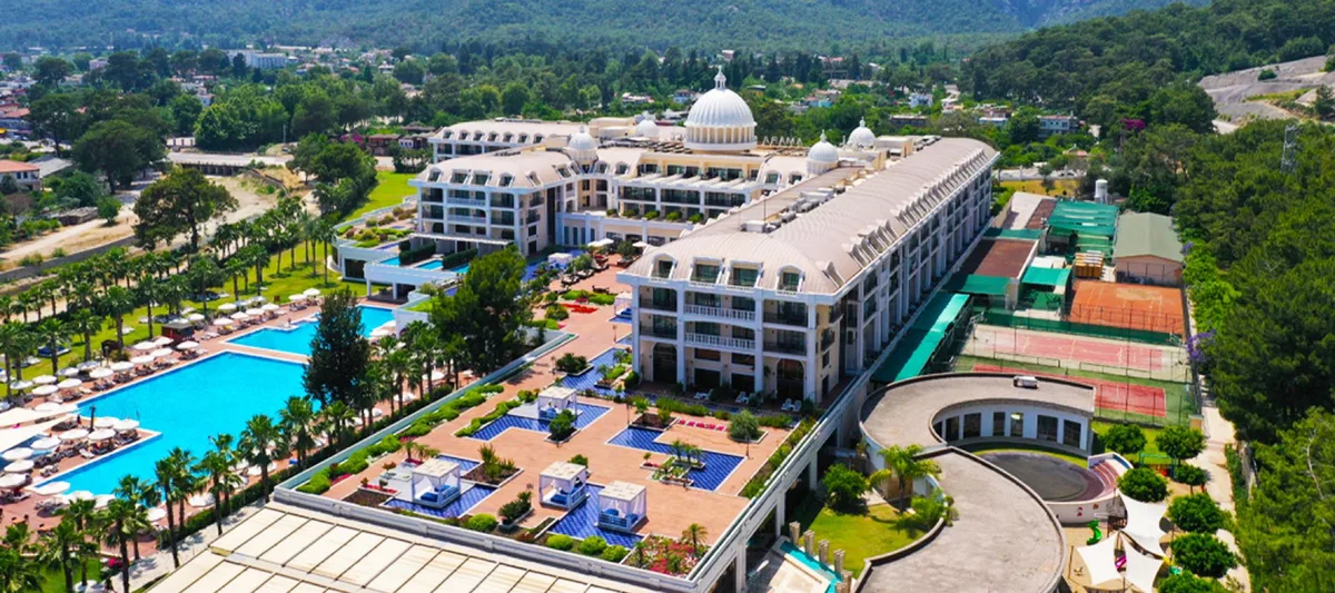 Juju Premier Palace — hoofdfoto