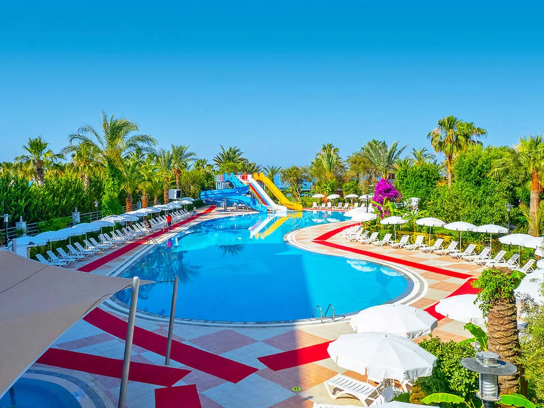 Calido Sol Hotel — hoofdfoto