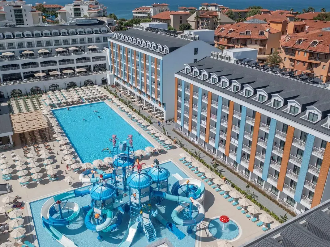 Arcanus Trendline Resort Side — hoofdfoto