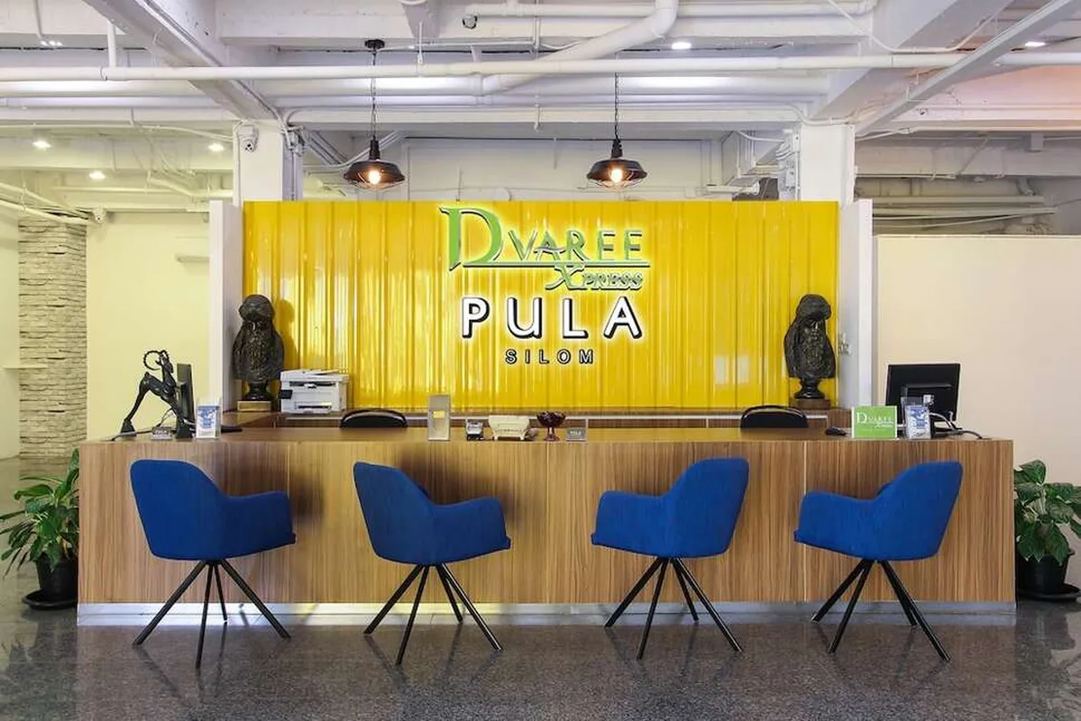 D Varee Xpress Pula Silom — hoofdfoto