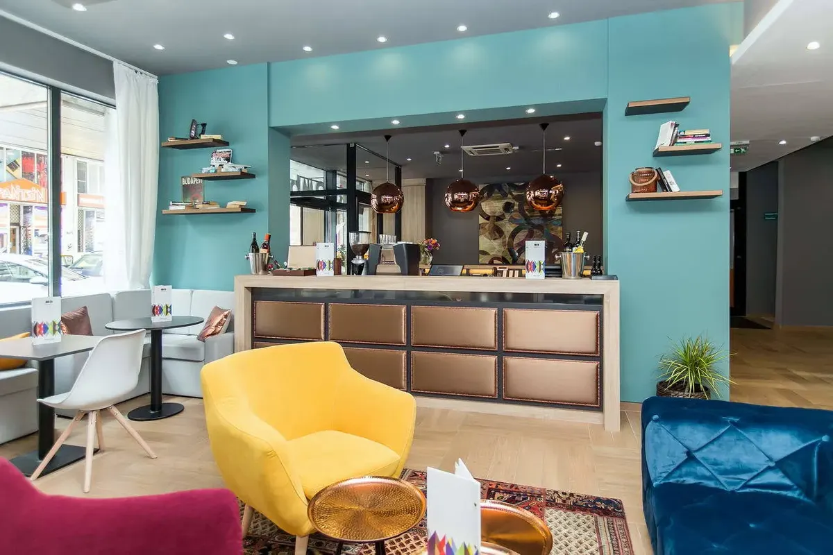 Roombach Hotel Budapest Center — hoofdfoto