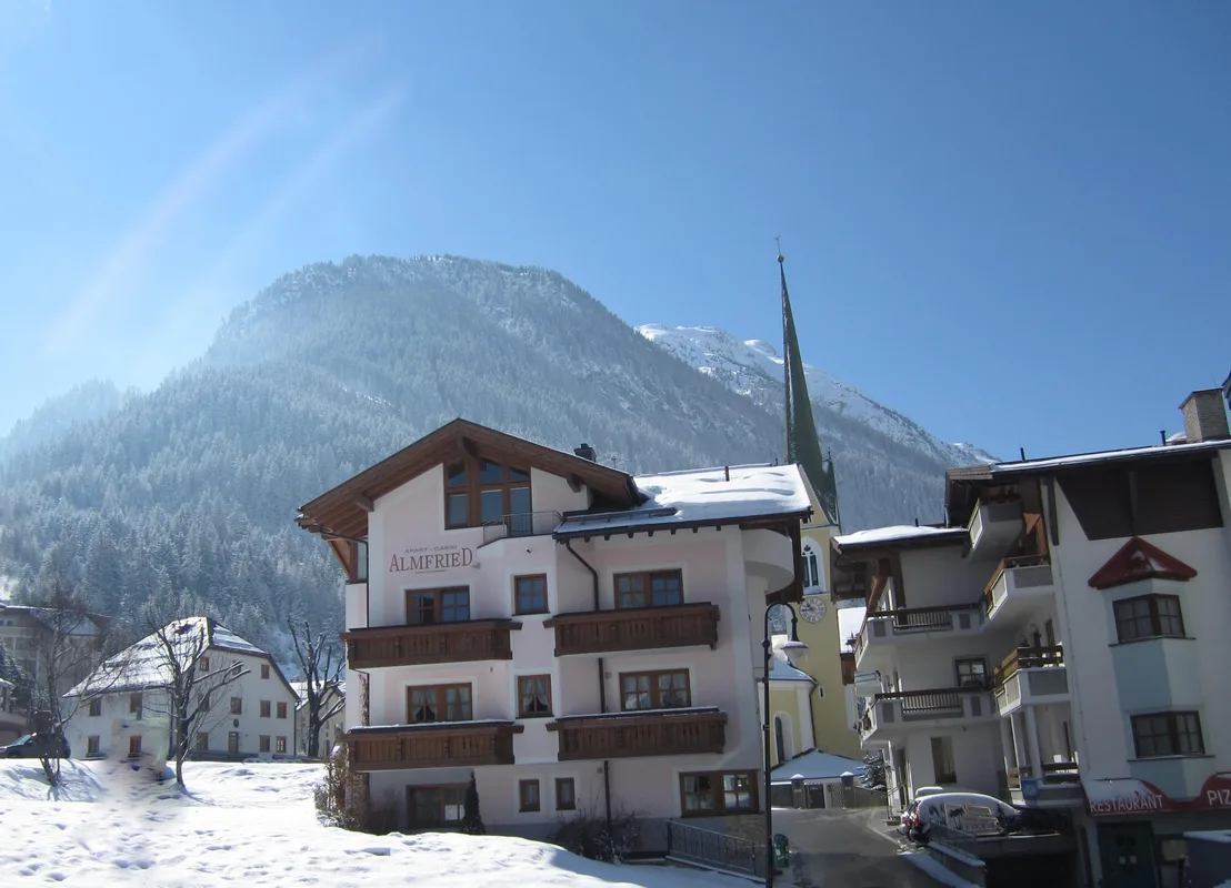Almfried Apartments — hoofdfoto