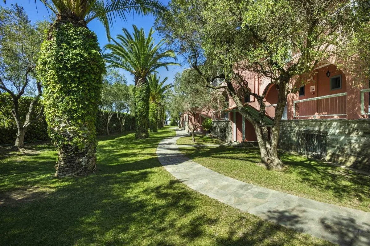 Hanioti Village Resort — hoofdfoto