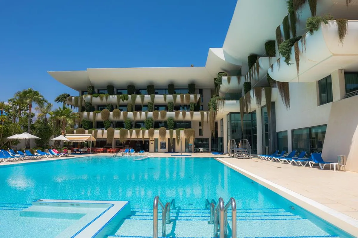 Hotel Deloix Aqua Center — hoofdfoto