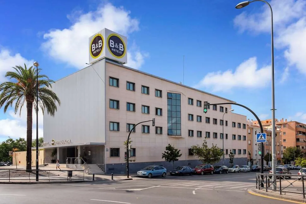 B&B Hotel Granada Estacion — hoofdfoto