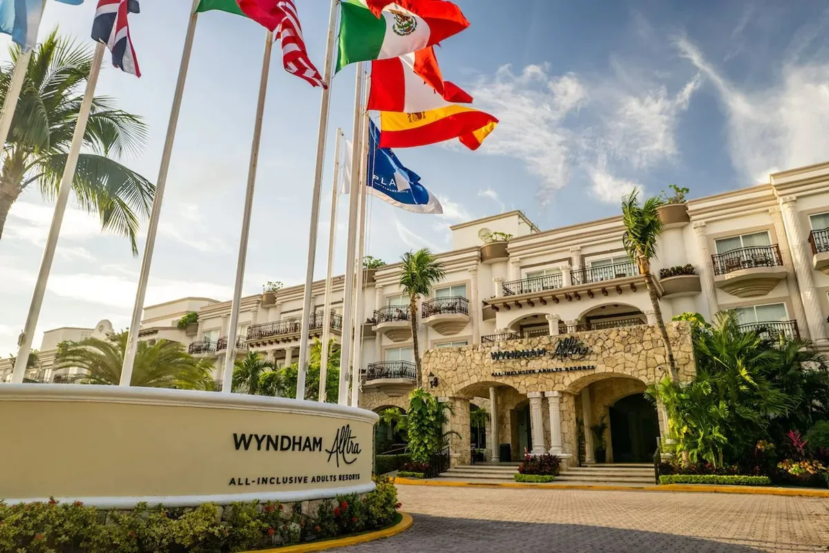 Wyndham Alltra Playa del Carmen Adults Only All Inclusive — hoofdfoto