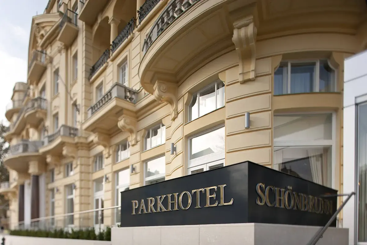 Parkhotel Schönbrunn — hoofdfoto