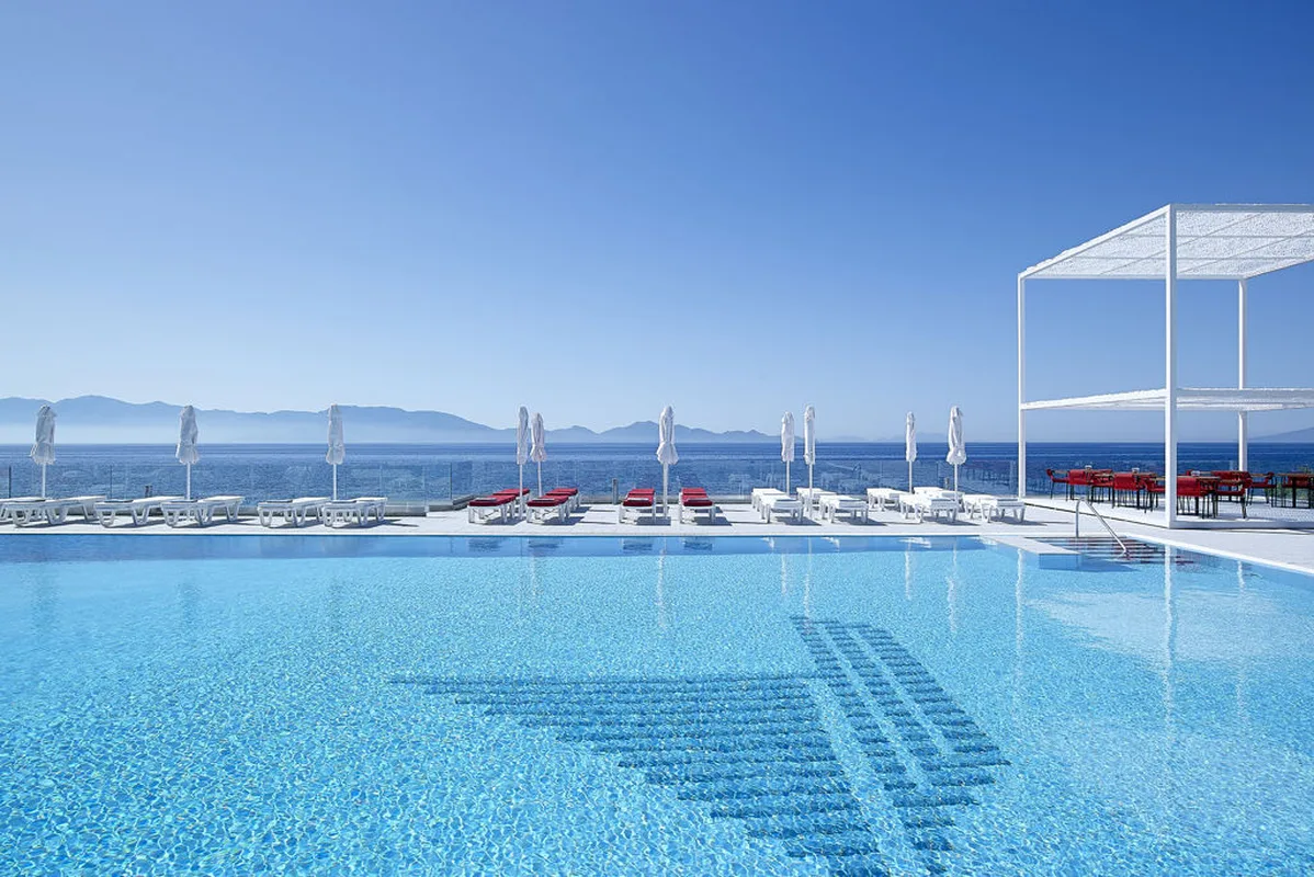 Dimitra Beach Hotel & Suites, hoofdfoto