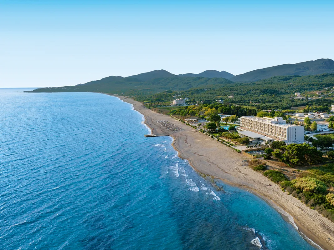 Ninos Grand Beach Resort — hoofdfoto
