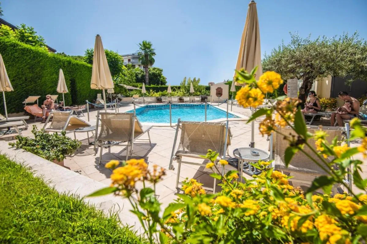 Villa Daphne — hoofdfoto