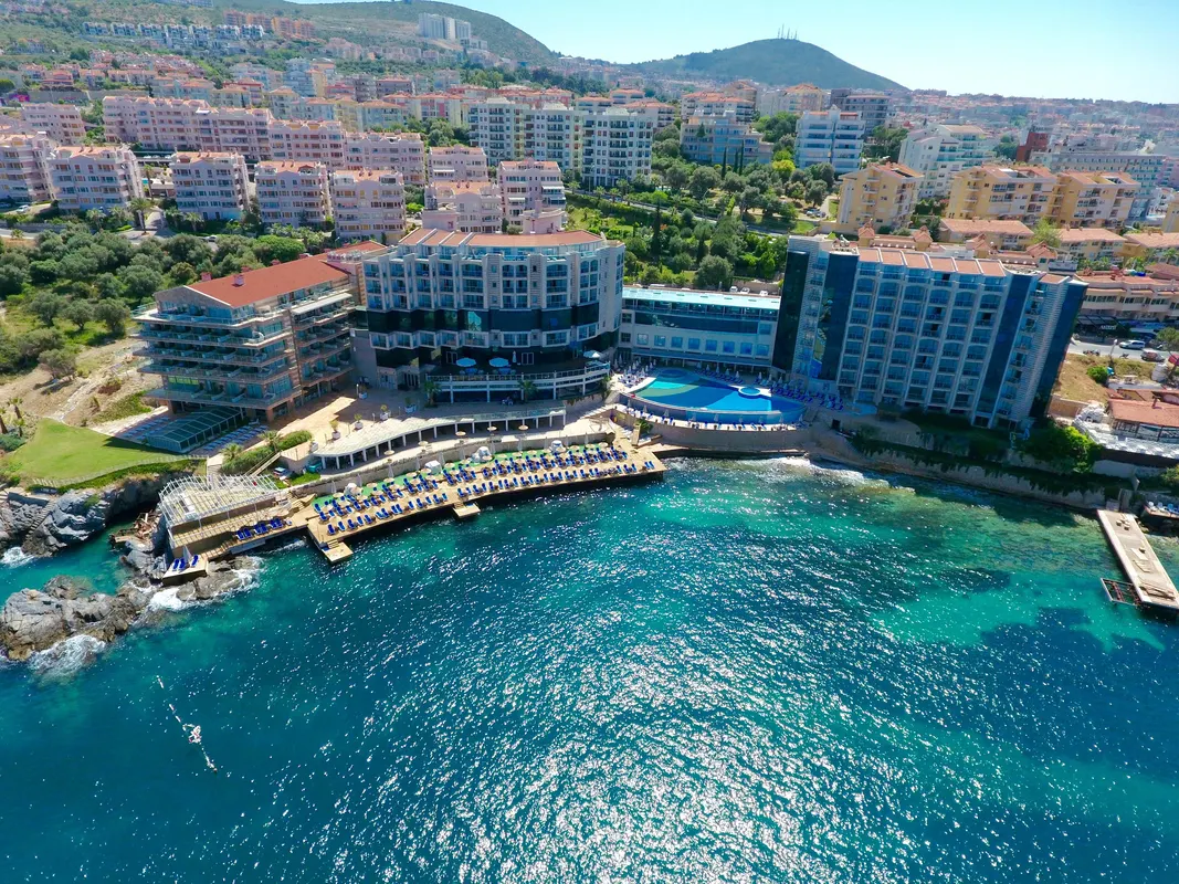 Charisma De Luxe Hotel — hoofdfoto