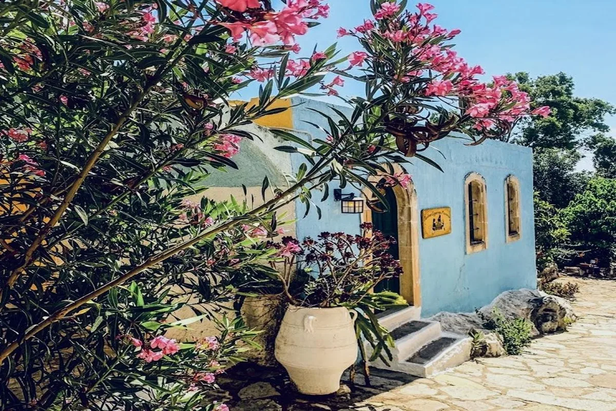 Arolithos Traditional Cretan Village — hoofdfoto