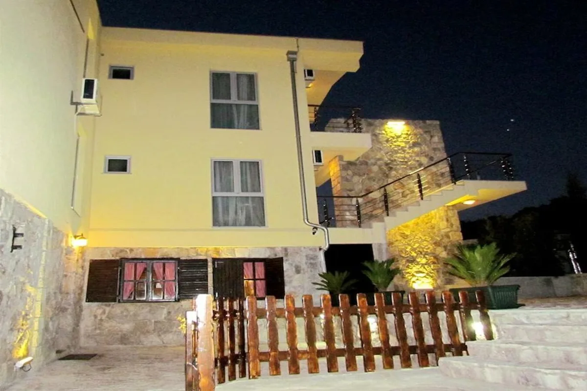 Hotel Crnogorska Kuca, hoofdfoto