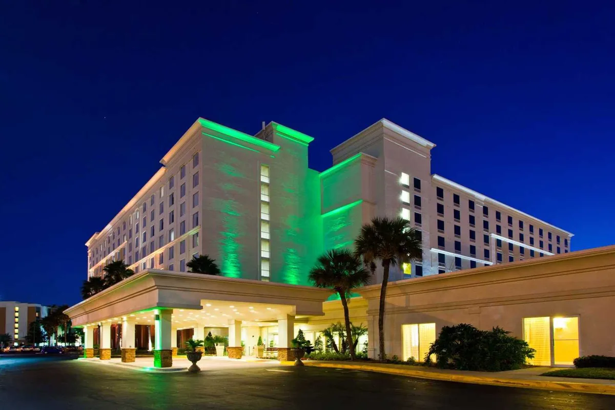 Holiday Inn & Suites Across From Universal Orlando — hoofdfoto