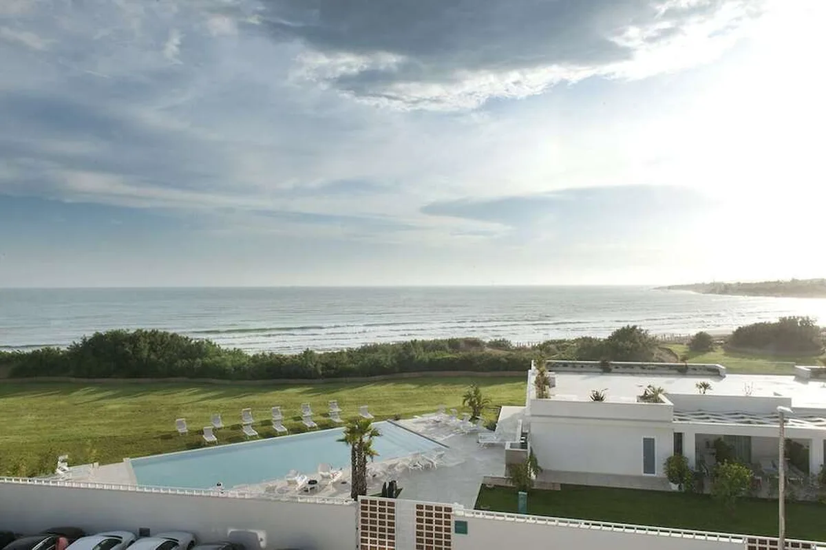 Modica Beach Resort — hoofdfoto
