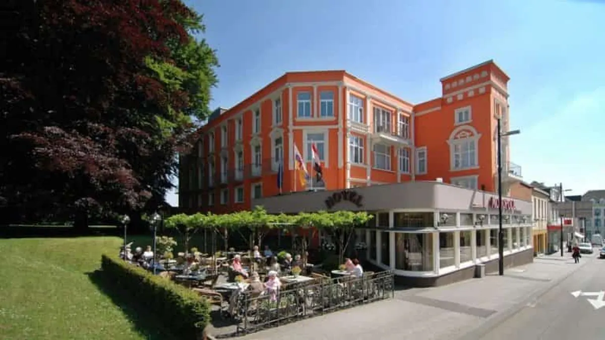 Grand Hotel Monopole — hoofdfoto