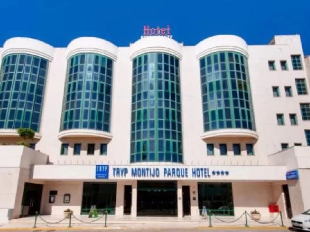 TRYP by Wyndham Montijo Parque Hotel — hoofdfoto