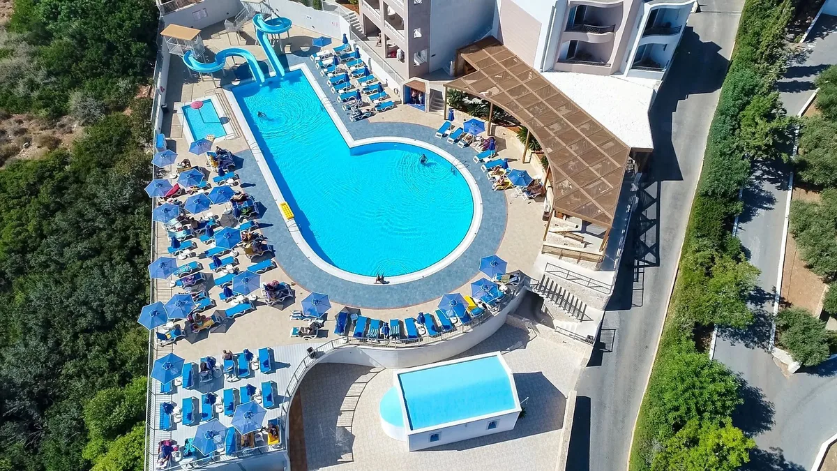 Grand Hotel Holiday Resort — hoofdfoto