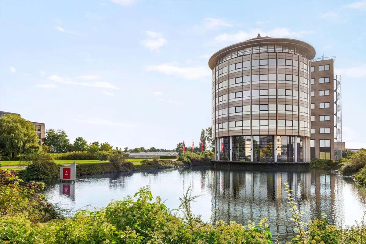 Amedia Amsterdam Airport Trademark by Wyndham — hoofdfoto