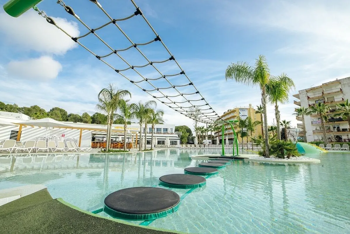 Hotel Alannia Salou — hoofdfoto