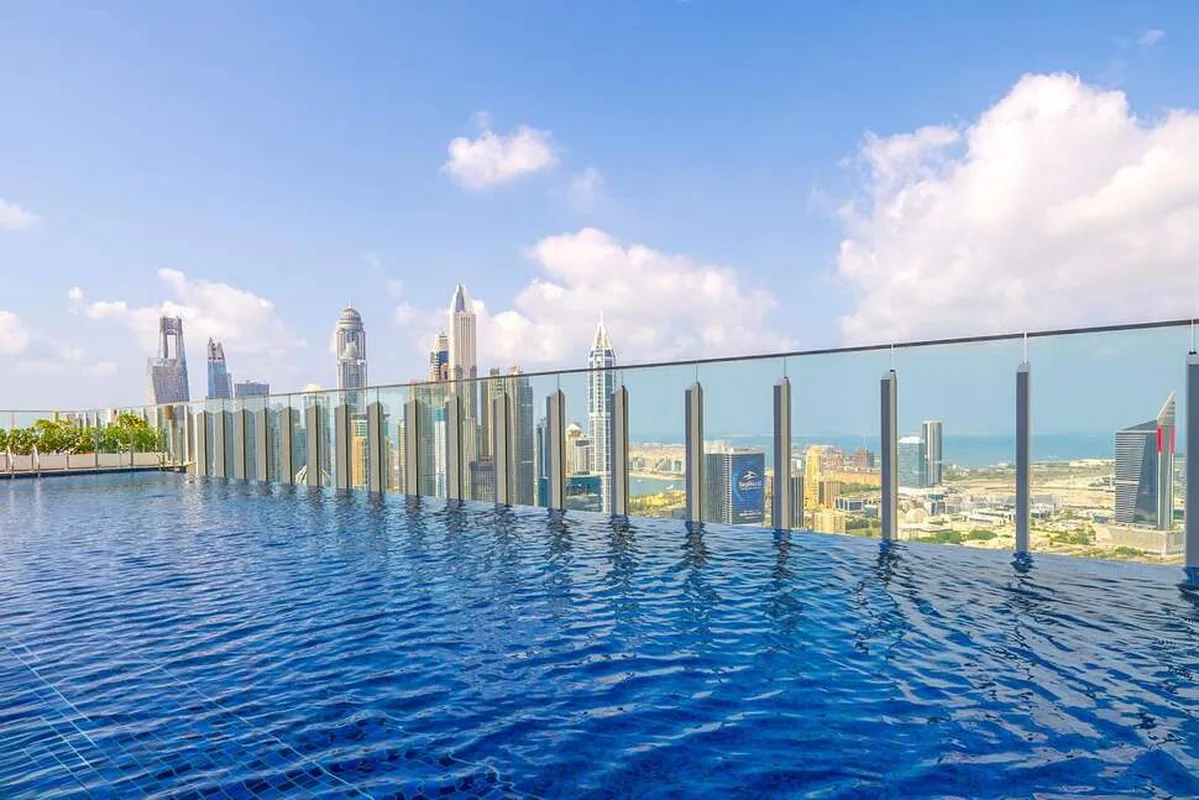 Taj Jumeirah Lakes Towers — hoofdfoto