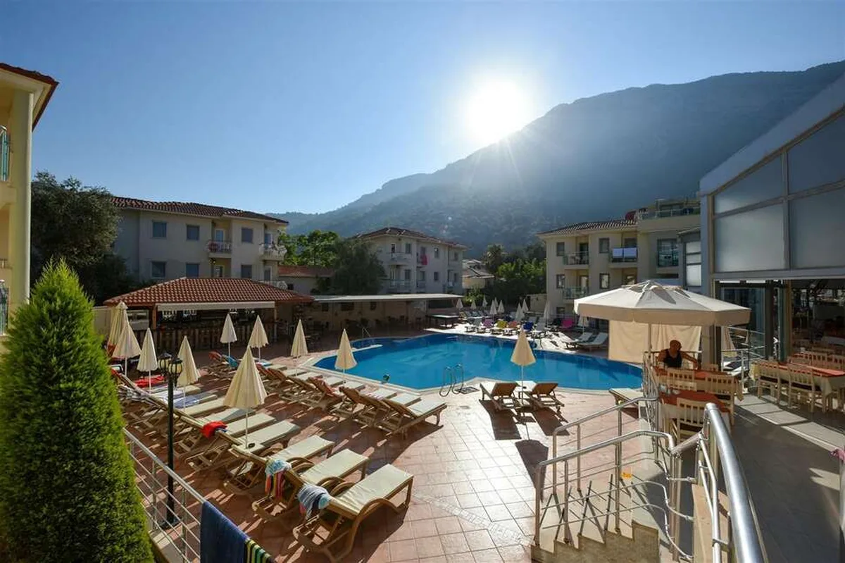 Belcehan Hotel — hoofdfoto