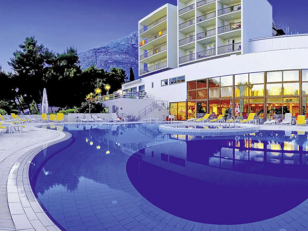 Hotel Horizont — hoofdfoto