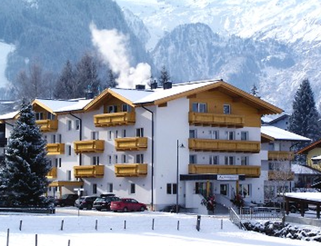 Hotel Vier Jahreszeiten — hoofdfoto