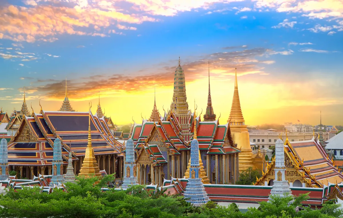 City and Beach Break Thailand — hoofdfoto