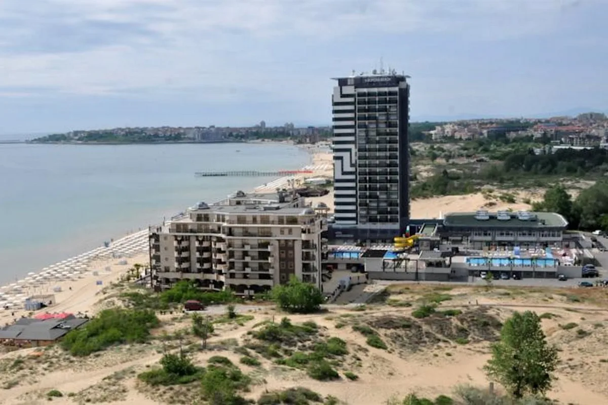 Burgas Beach Hotel — hoofdfoto