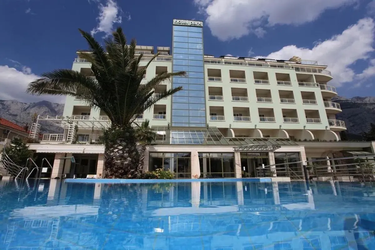 Hotel Park Makarska — hoofdfoto