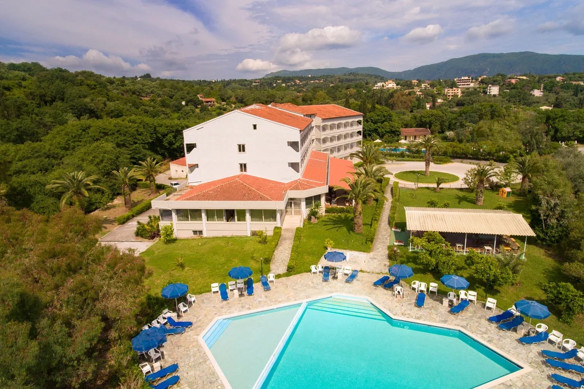 Livadi Nafsika Hotel — hoofdfoto