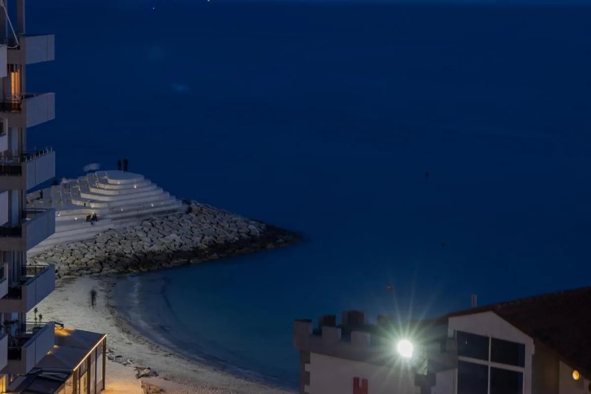 Nais Beach Durres, hoofdfoto