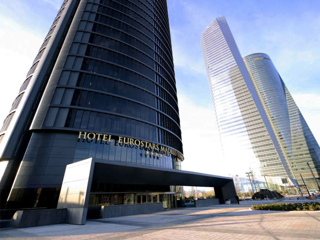 Eurostars Madrid Tower Hotel — hoofdfoto